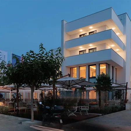 Ugljan Island, Curio Collection By Hilton