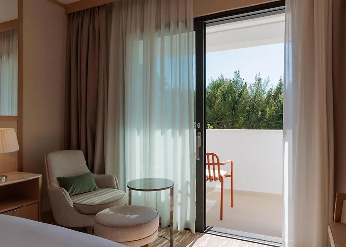 Otel Ugljan Island, Curio Collection By Hilton 4*
