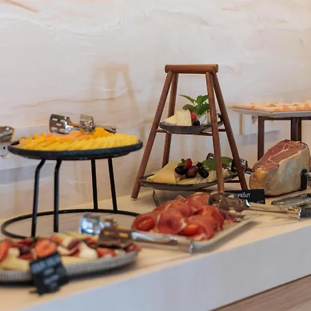 Ugljan Island, Curio Collection By Hilton Szálloda Preko