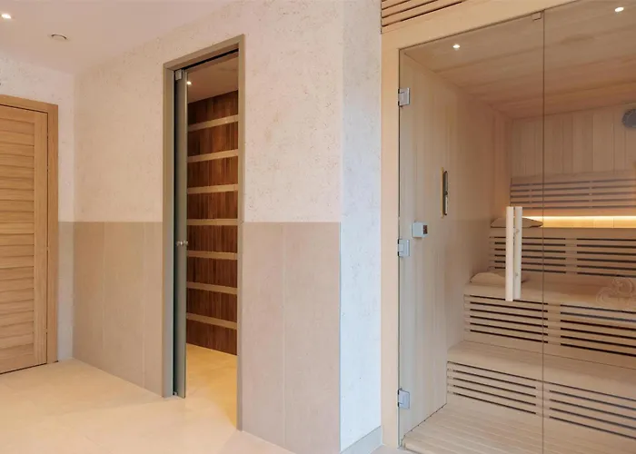 מלון Ugljan Island, Curio Collection By Hilton פרקו