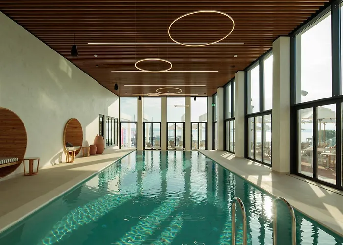 מלון Ugljan Island, Curio Collection By Hilton פרקו